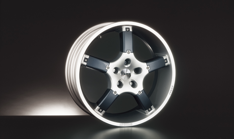 MOMO TUNER WHEEL 2000