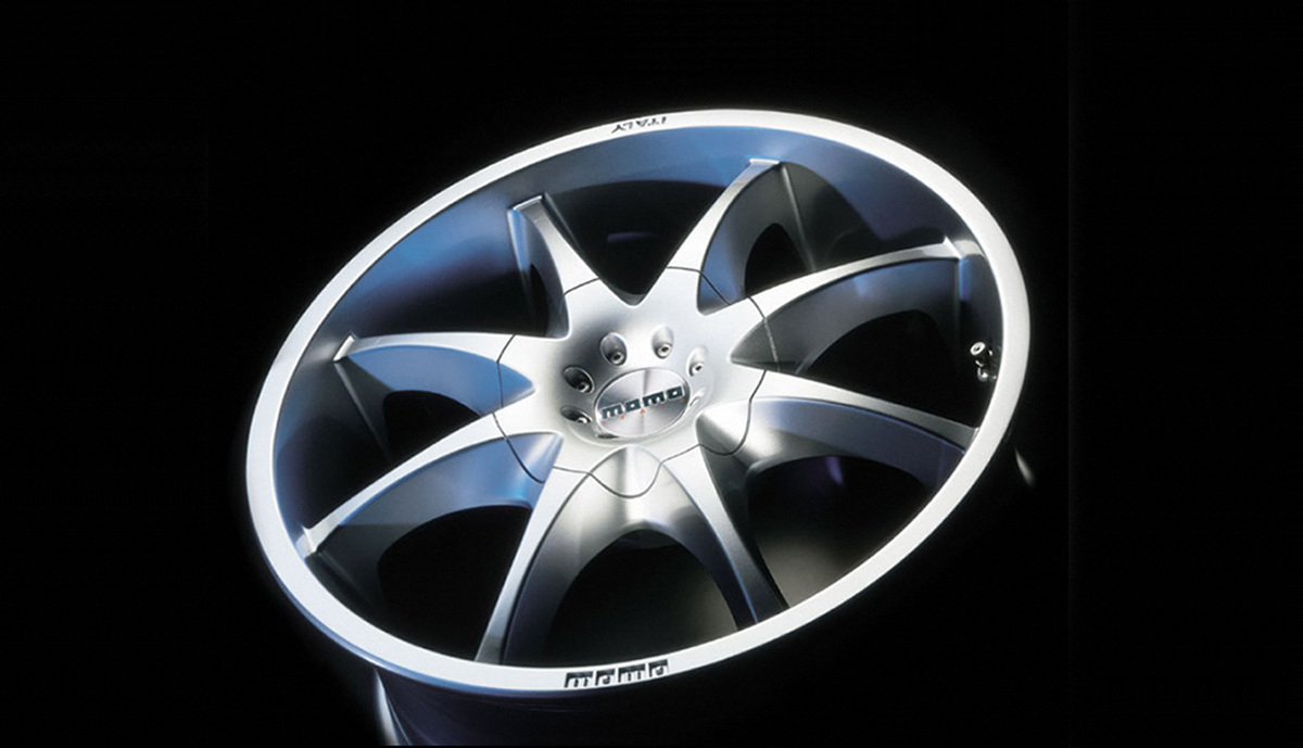 MOMO Quasar II light alloy wheel